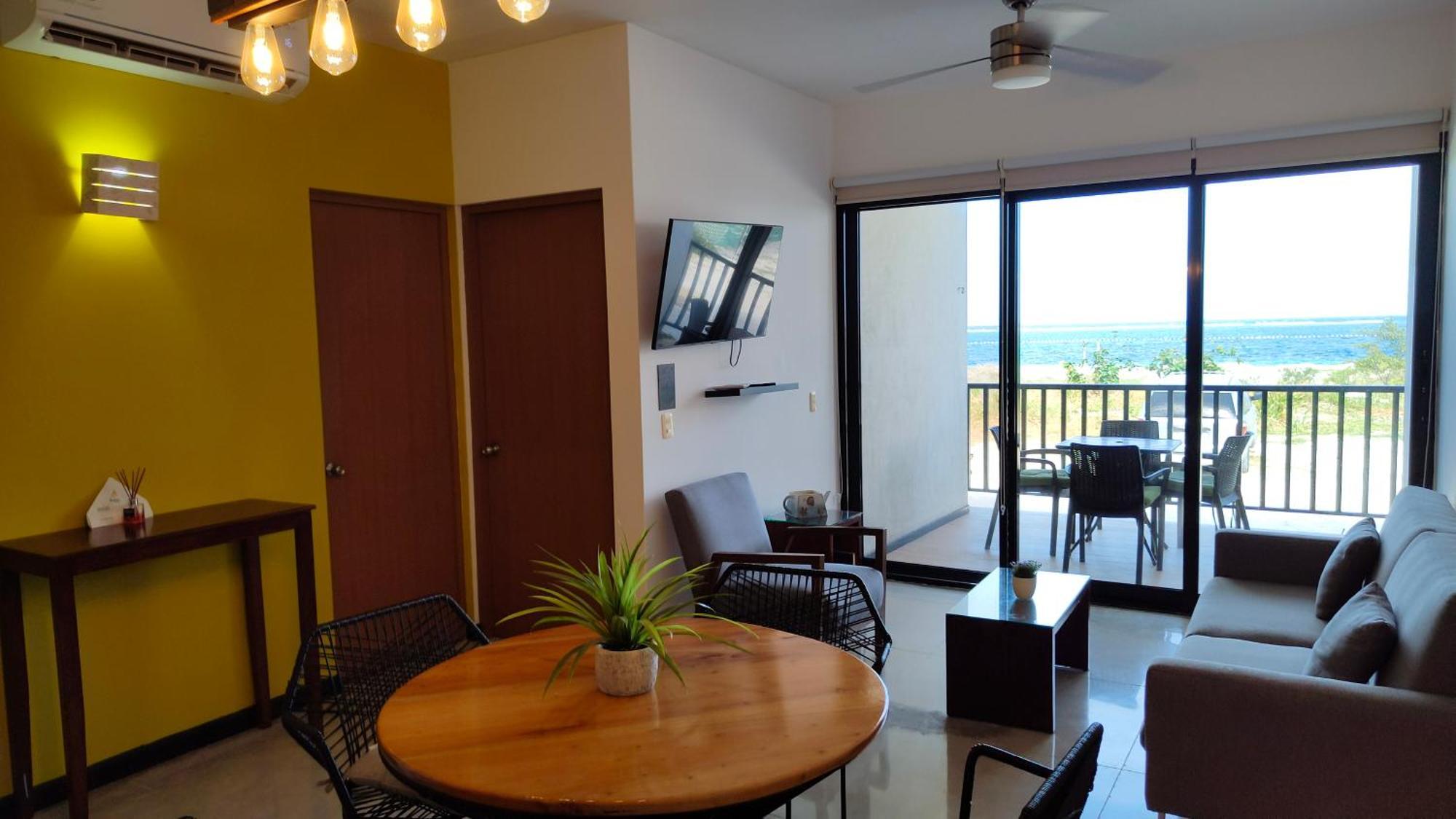 Vela'S Condos Ocean Front Пуерто Морелос Екстериор снимка